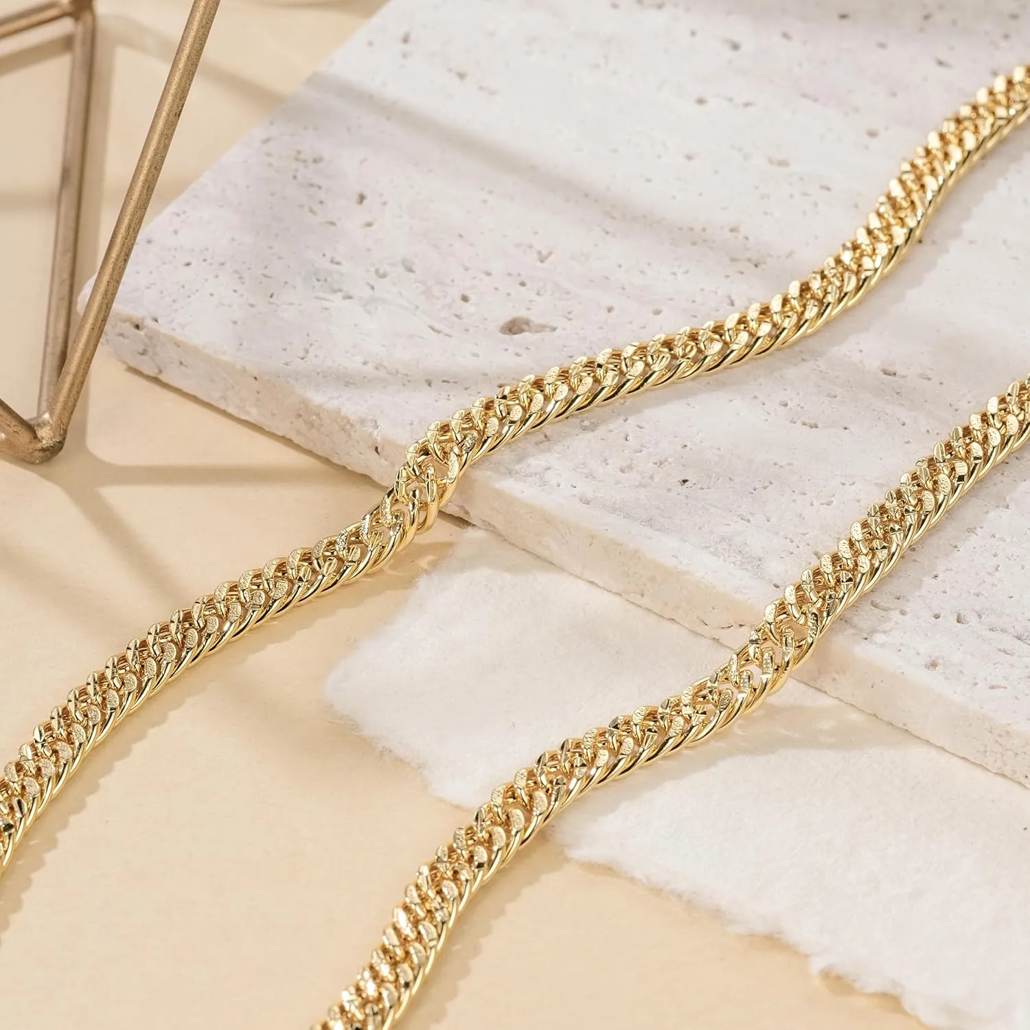 14K Gold Chain for Women Cuban Link Chain Chunky Necklaces for Women Men Trendy Luxury and Strong Cuban Chains for Mens Gold Chains Necklace 16,18,20,22,24 Inches