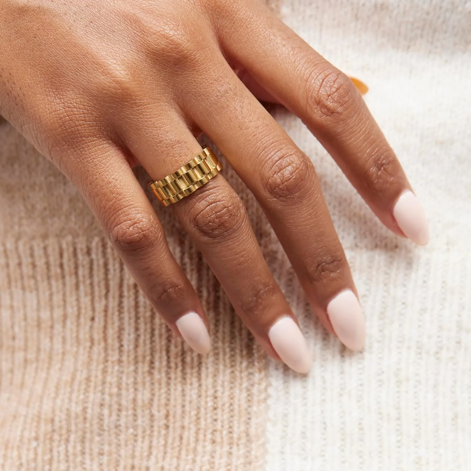 18K Gold Plated Belt Chain Ring, Gold Rings for Women, Stacking Rings, Gold Band Minimalist Style