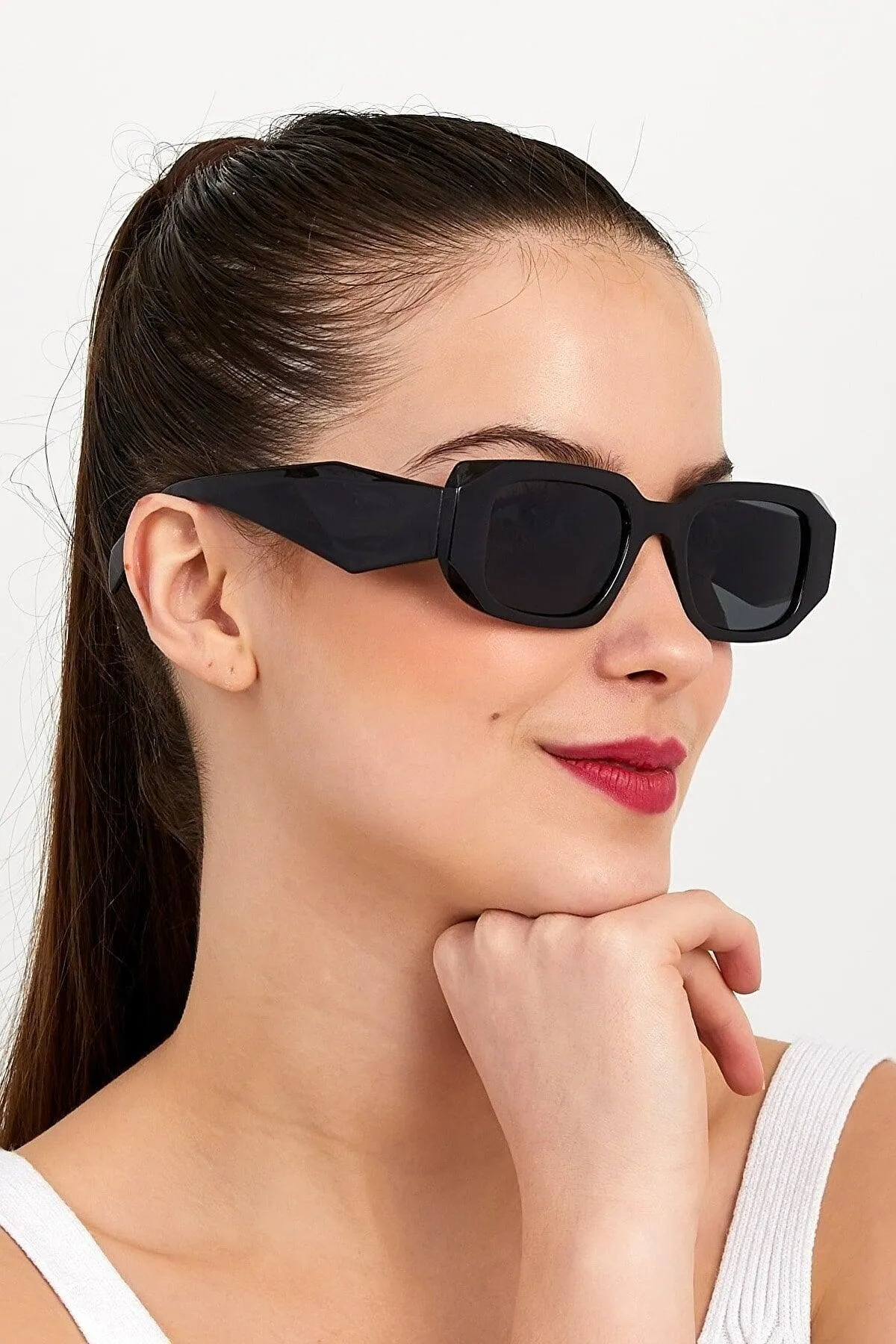 2 Li Opportunity Product Black and White Sunglasses