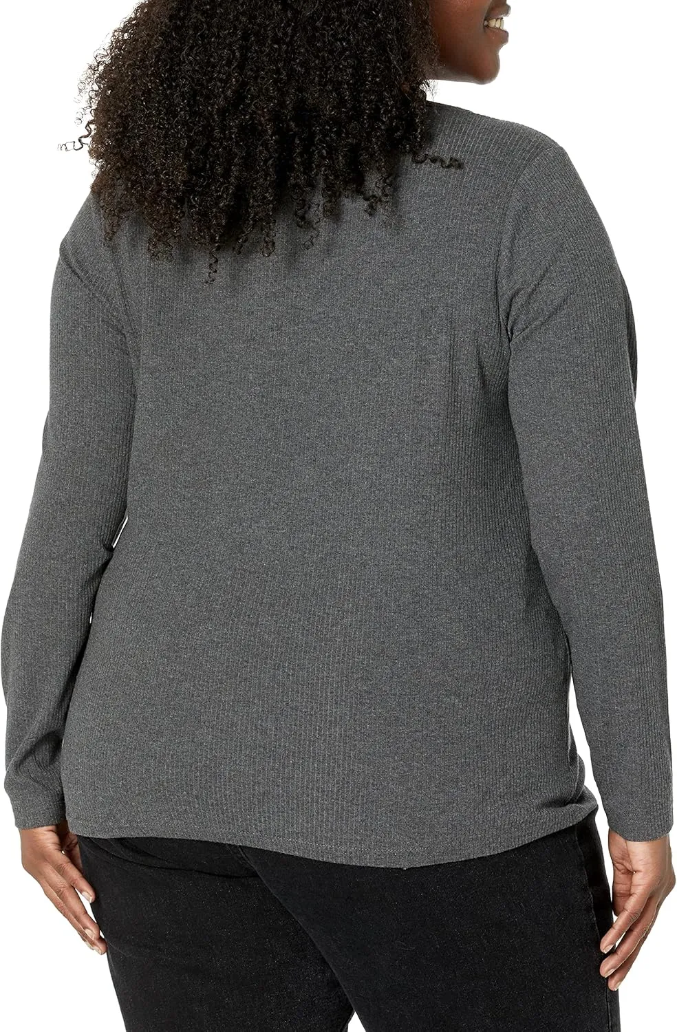 Amazon Essentials Women's Fitted Long Sleeve Shirt, Slim-Fit - Layering Knit Rib V-Neck, Pack of 2