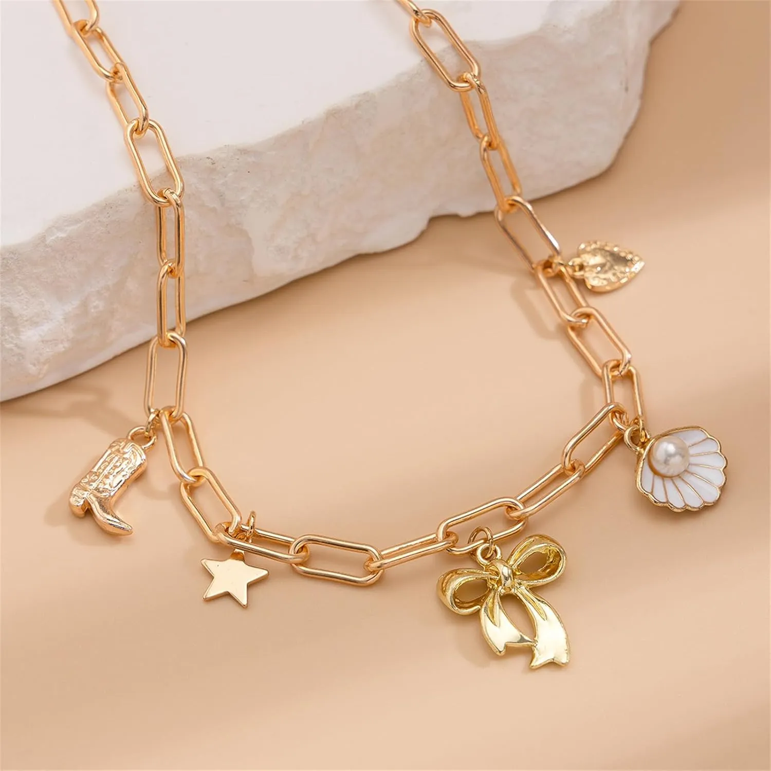 Bohemian Charm Necklace for Women,14K Gold Plated Starfish Conch Seashell Choker Necklaces Dainty Bow Knot Pendant Neckalce Paperclip Chain Adjustable Beach Holiday Jewelry
