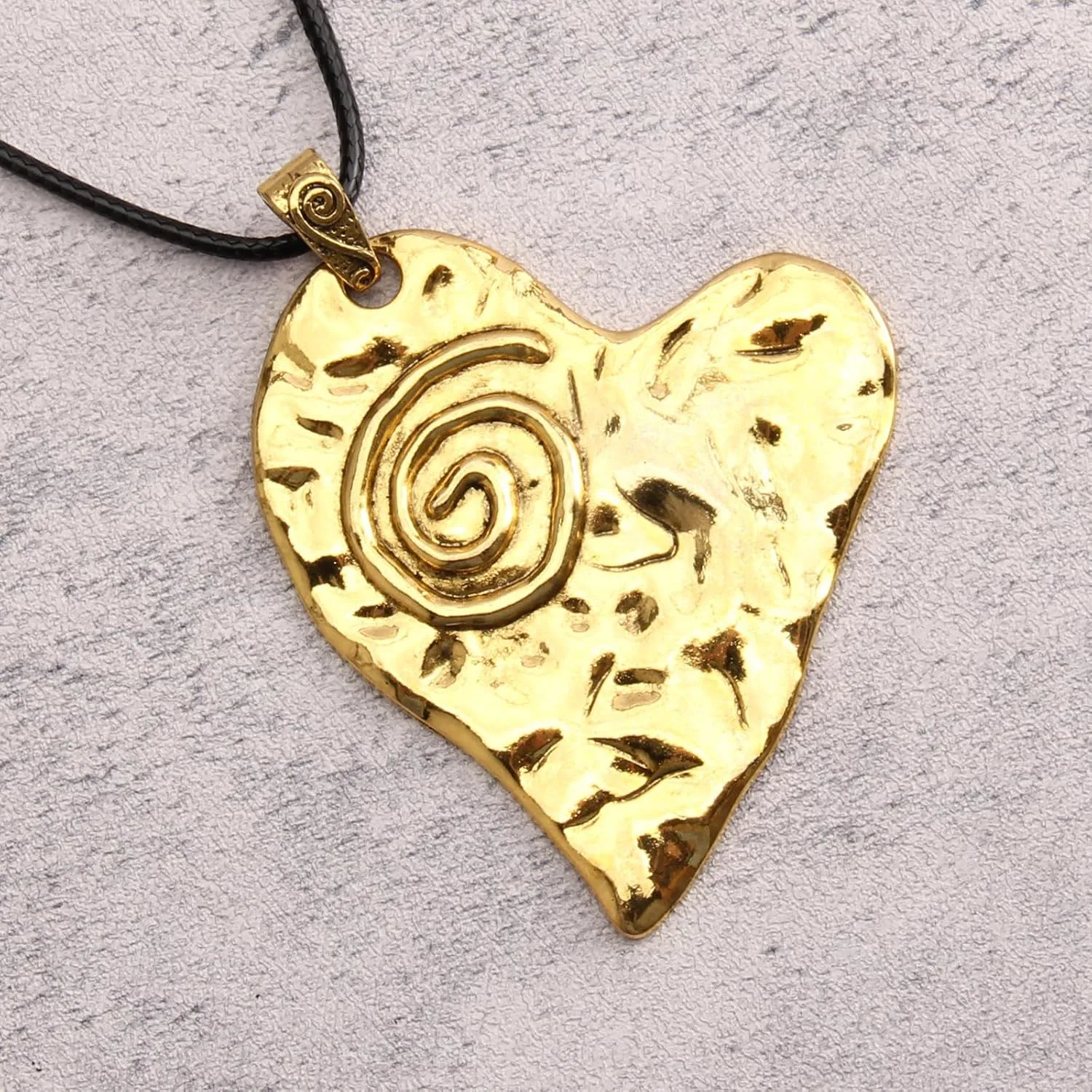 Boho Necklaces for Women Long Wooden Pendant Vintage Necklace Sweater Chain Necklace Handmade Jewelry