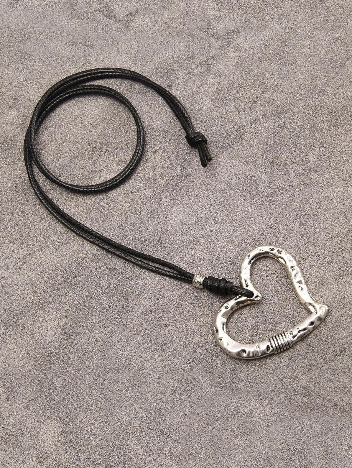 Boho Necklaces for Women Long Wooden Pendant Vintage Necklace Sweater Chain Necklace Handmade Jewelry