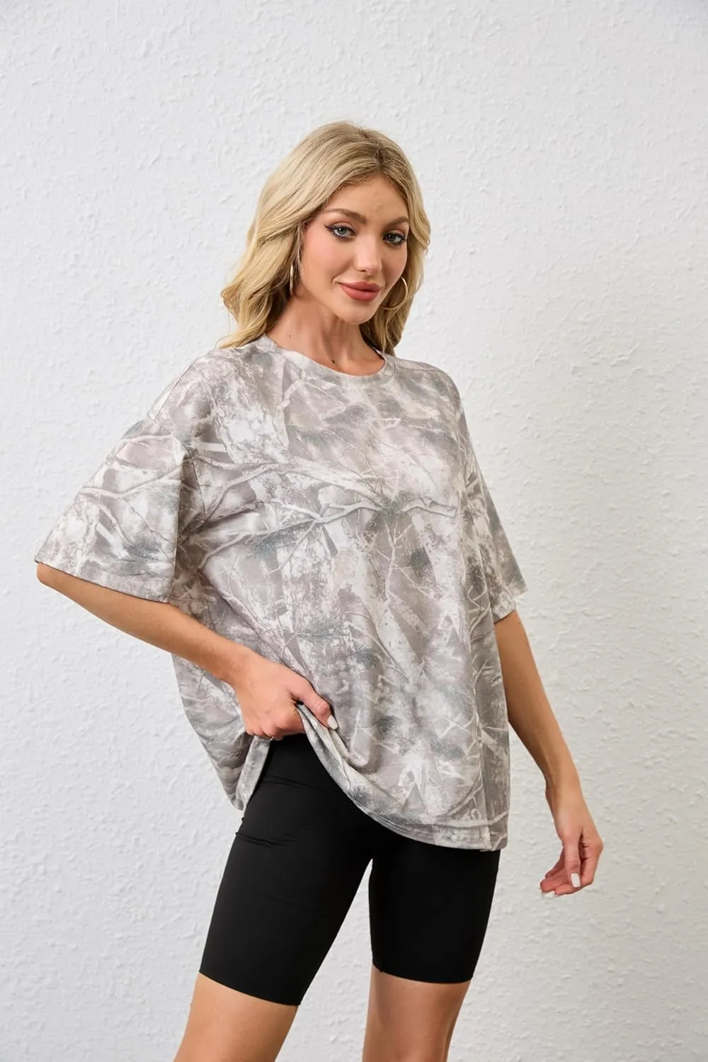 Camo Shirt for Women Mens Maple Leaf Print Short Sleeve Crewneck T-Shirts Summer Oversized Tee Shirts Streetwear