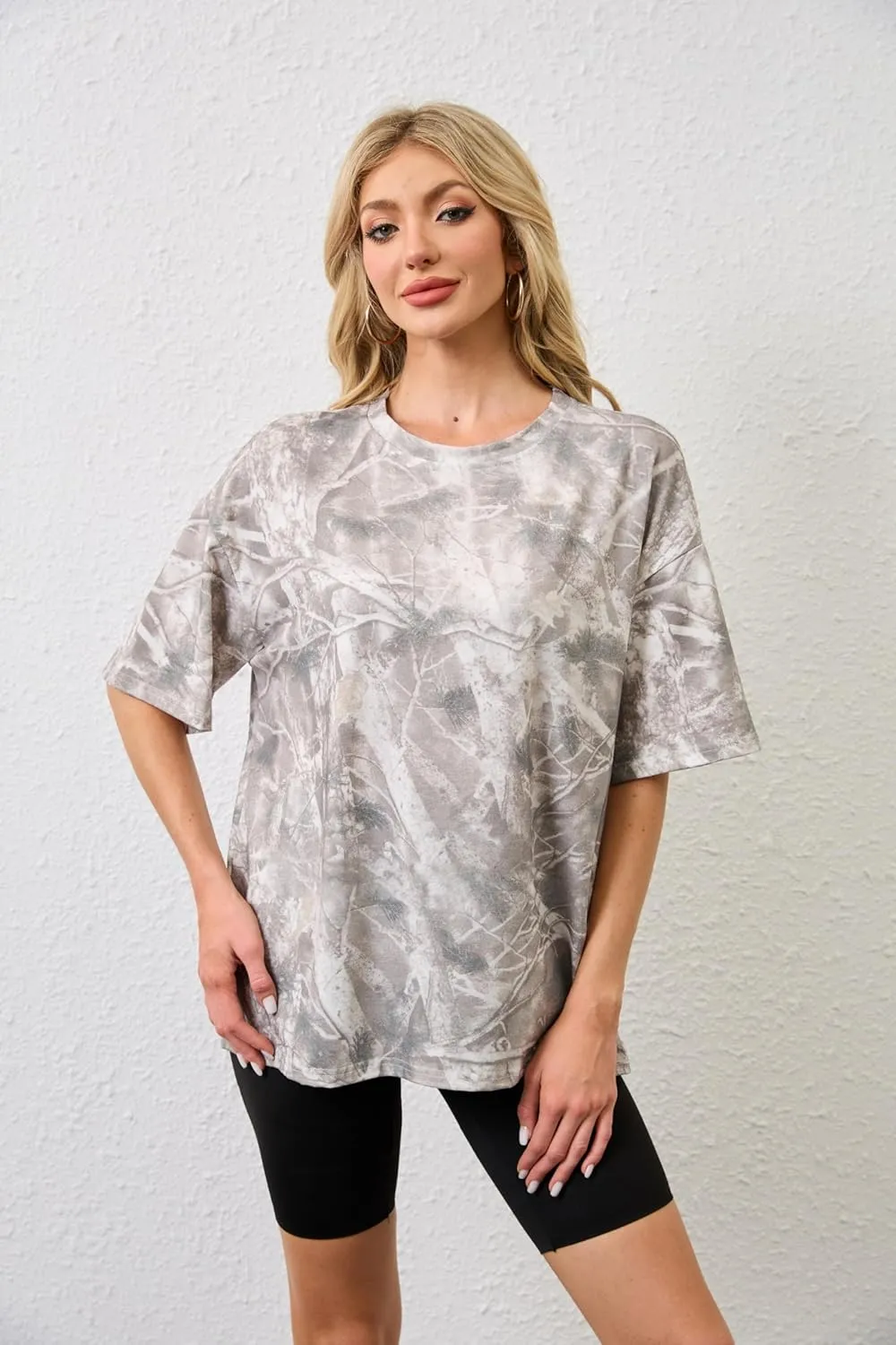 Camo Shirt for Women Mens Maple Leaf Print Short Sleeve Crewneck T-Shirts Summer Oversized Tee Shirts Streetwear