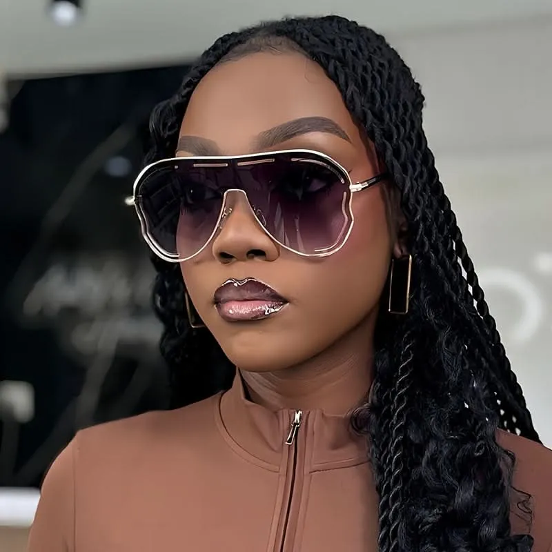 Chic Oversized Square Sunglasses for Women
