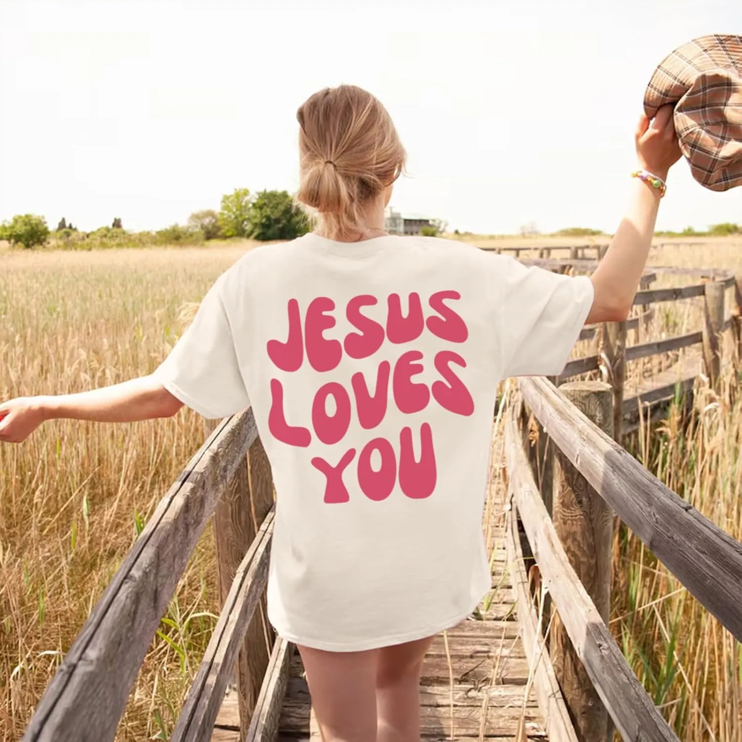 Christian Jesus Shirts for Women Oversized Jesus Loves You Tshirts Religious Faith Shirt Inspirational Graphic Tees