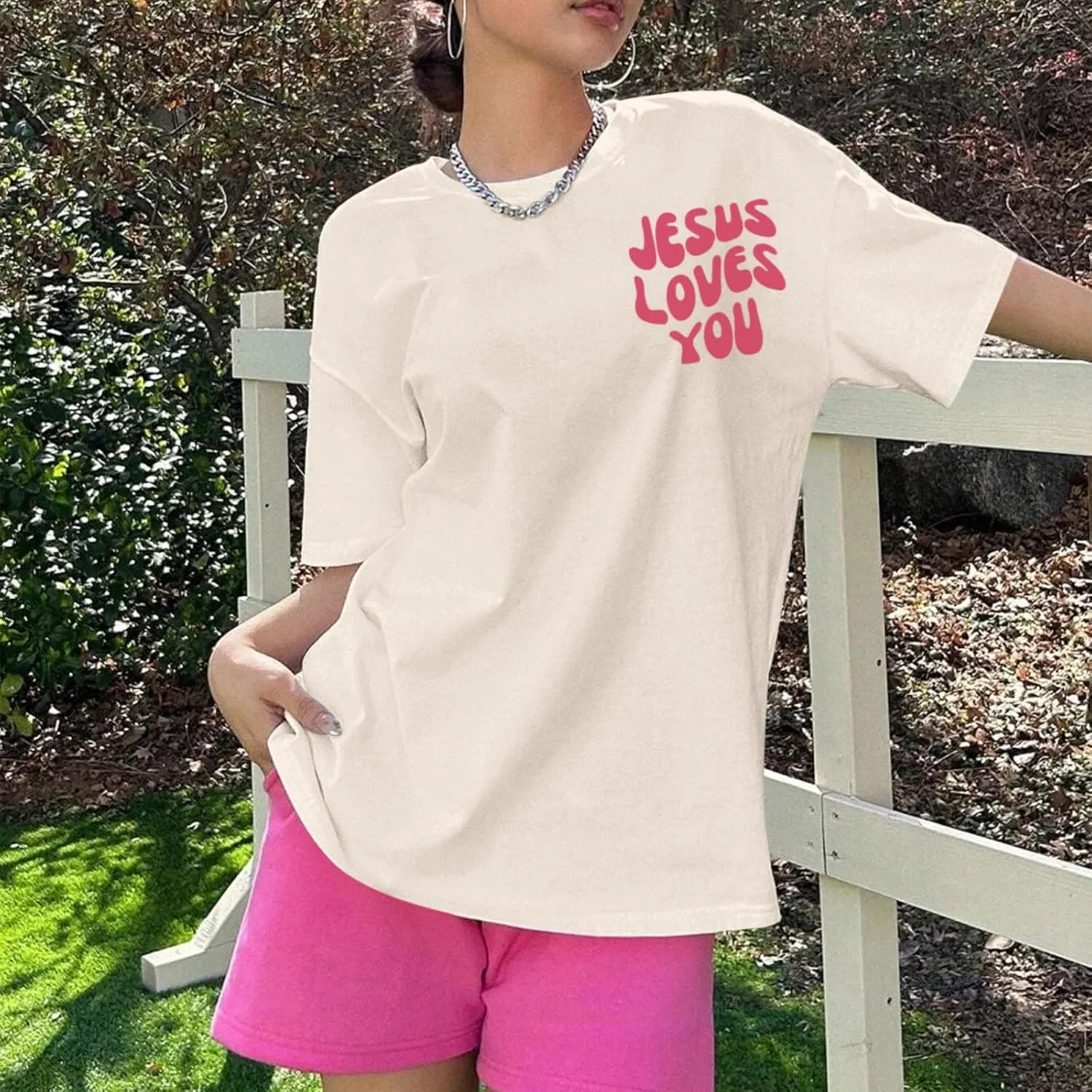 Christian Jesus Shirts for Women Oversized Jesus Loves You Tshirts Religious Faith Shirt Inspirational Graphic Tees