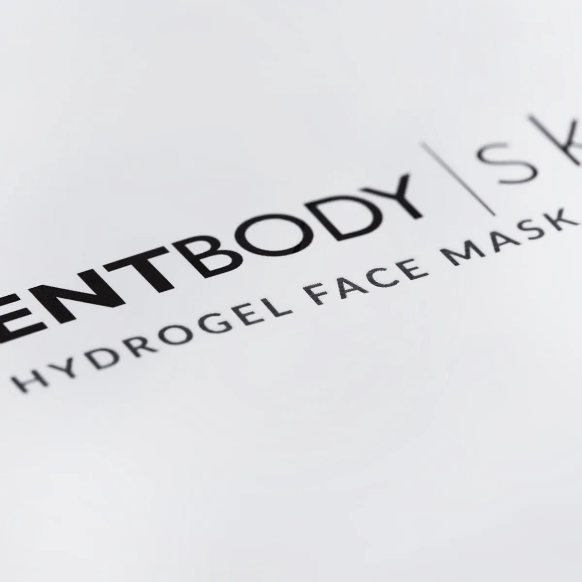 Advanced Hydrogel Facial Mask for Skin Hydration by CurrentBody