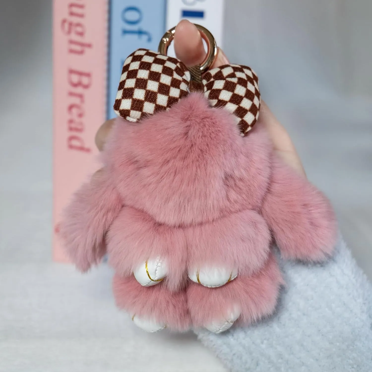 Cute Bunnylulu Keychain for Woman: Kawaii Bunny Plush Keychain Fuffy Key Chains