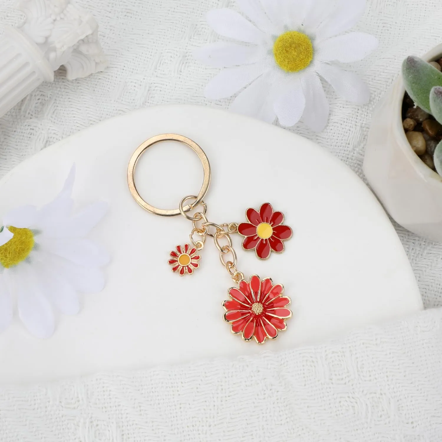 Daisy Keychain, Sunflower Keychain, Daisy Gifts for Daisy Lovers