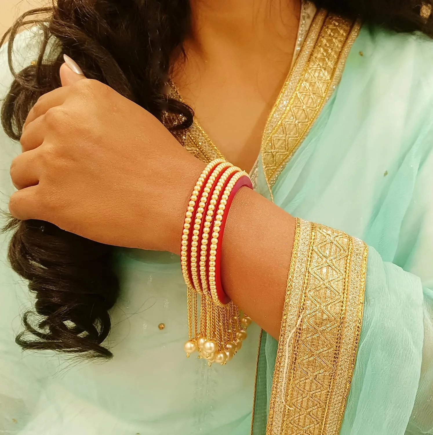 Efulgenz Acrylic Pearl Bangle Set Indian Wedding Party Bangles Set for Women Faux Pearl Beaded Bracelet Bangles with Hangings Latkan Bollywood Fashion Costume Accessories Jewelry for women (4 Pcs)
