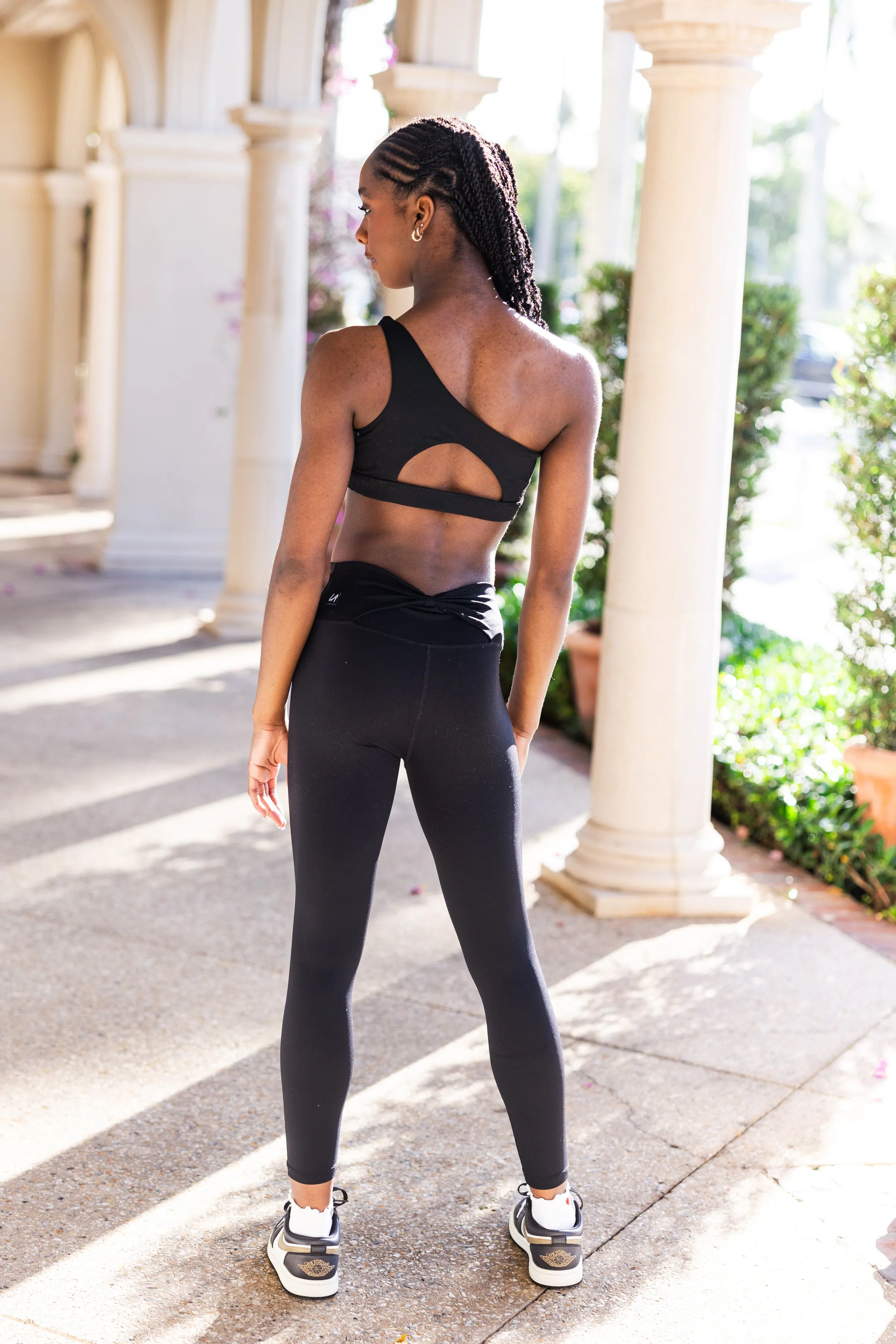 GLITZ ADULT TOP-BLACK