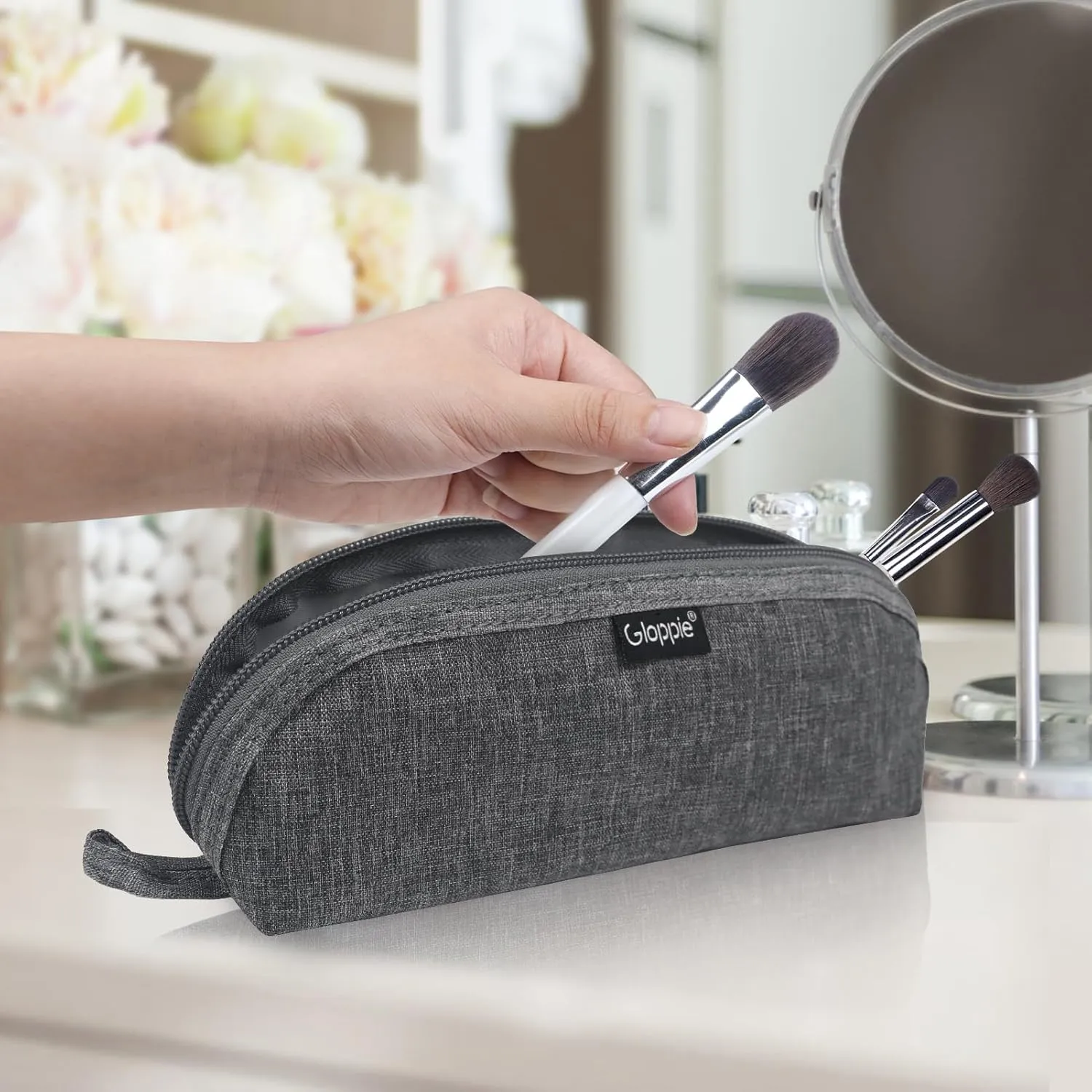 Gloppie Portable Makeup Brush Bag - Compact and Durable Small Cosmetic Case for Daily and Travel Use, Grey