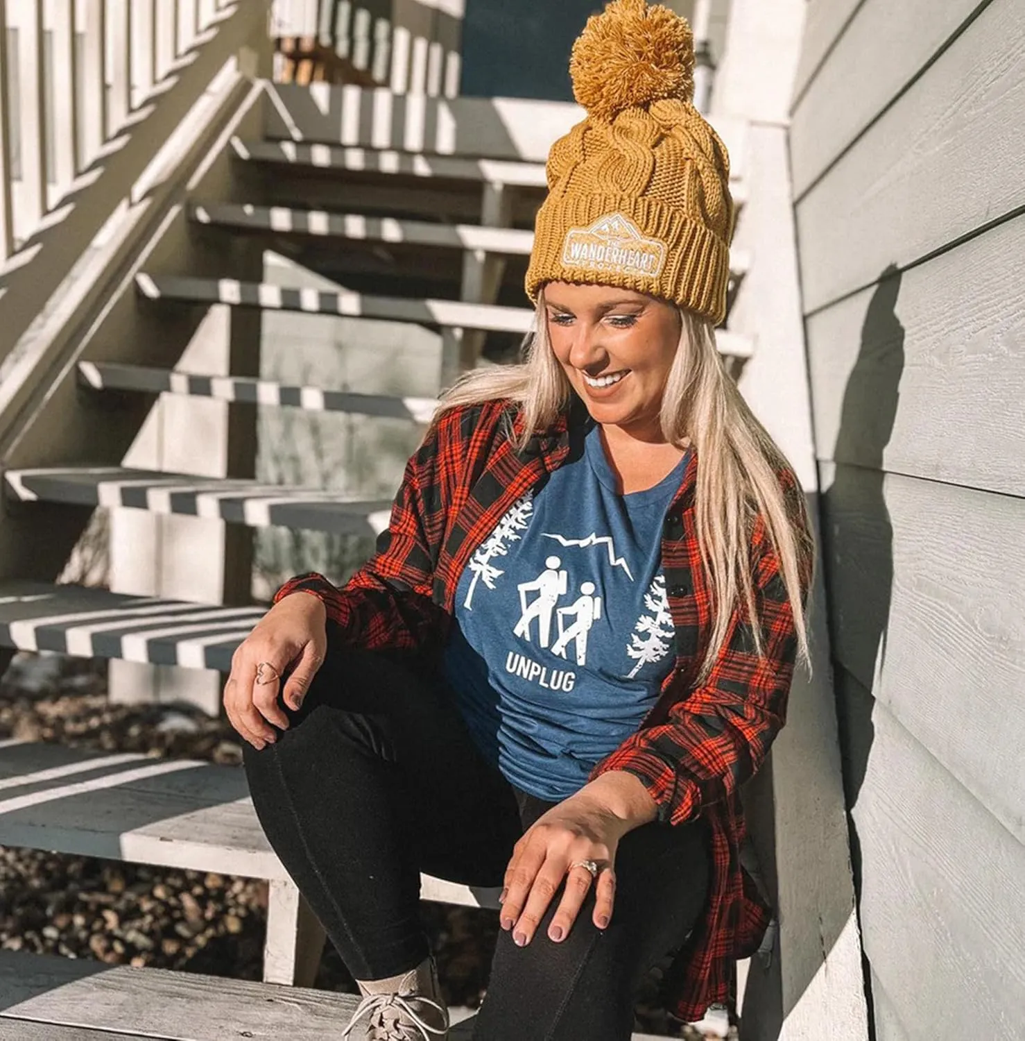 Hiking Scene Heavyweight Crewneck Sweatshirt for Men & Women Long Sleeve Shirts Camping Pullover Sweaters