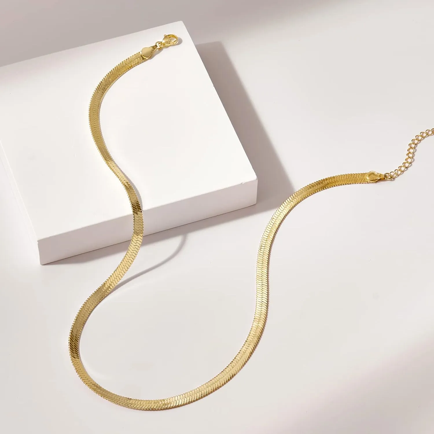 KissYan Gold Necklace for Women, 14K Gold Plated Dainty Chain Choker Chunky Figaro Snake Mariner Cuban Link Chains, Adjustable Trendy Necklaces Handmade Jewelry