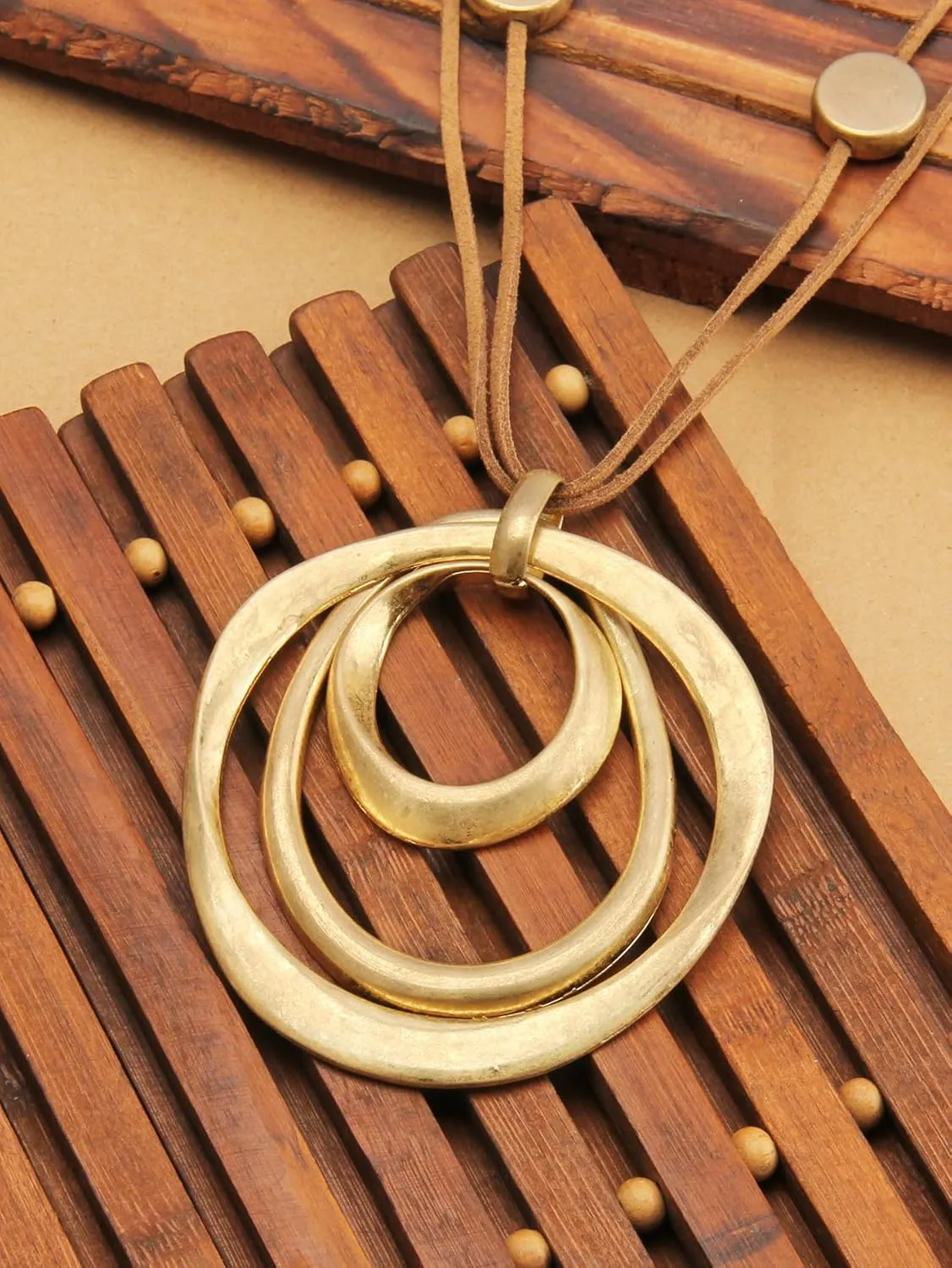 Large Pendant Necklaces Layered Boho Circle Leather Choker Chunky Boho Necklace for Women Long Sweater Necklace Jewelry