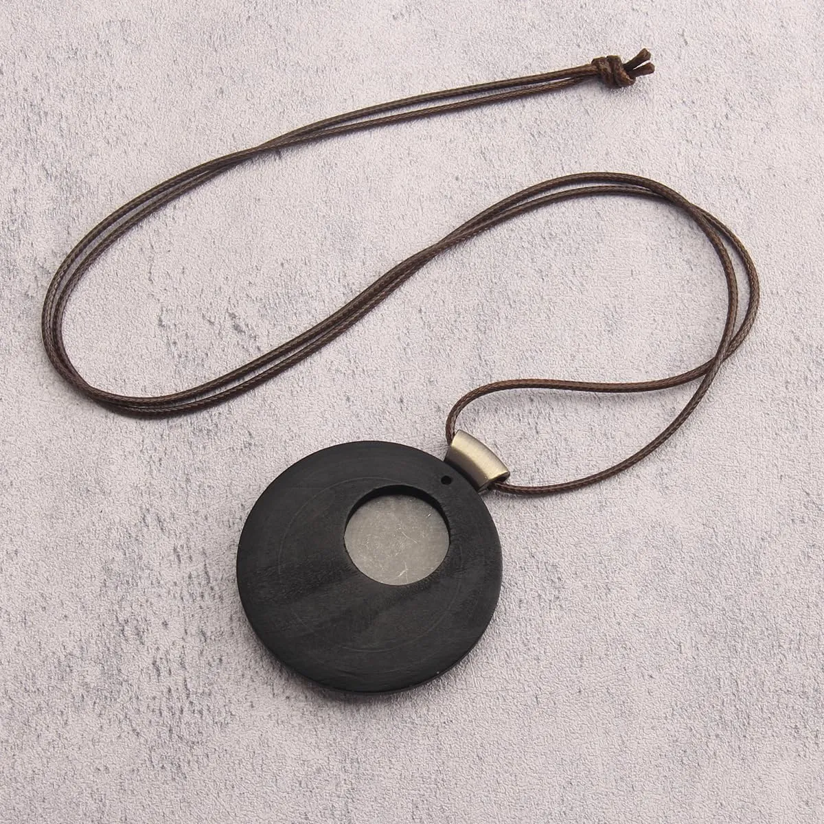 Leather Necklace for Women Long Boho Pendant Hippie Choker Necklace Bohemian Layered Leather Rope Wooden Jewelry Gifts