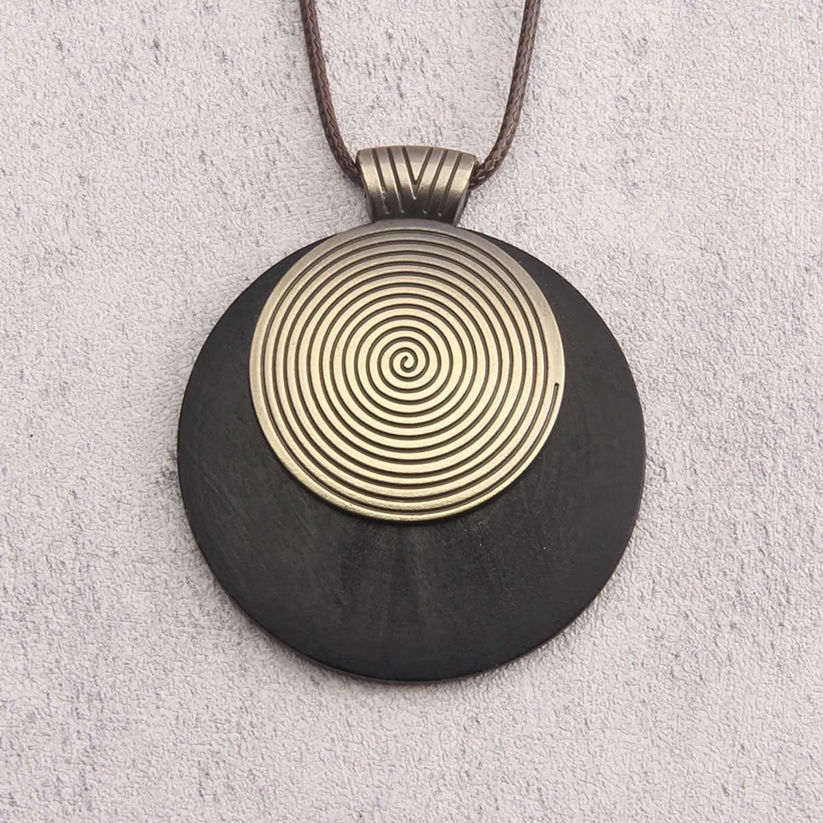 Leather Necklace for Women Long Boho Pendant Hippie Choker Necklace Bohemian Layered Leather Rope Wooden Jewelry Gifts