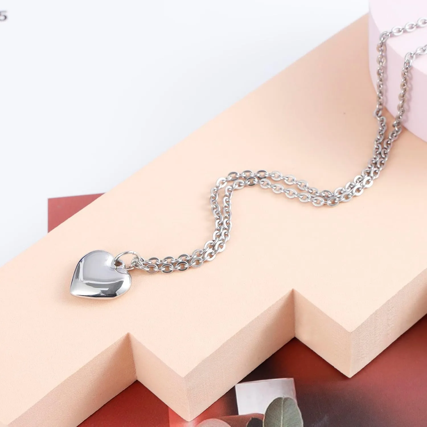 MILAKOO Stainless Steel Pendant Necklace for Women Heart Charms Link Chains 23" Length Lobster Clasp