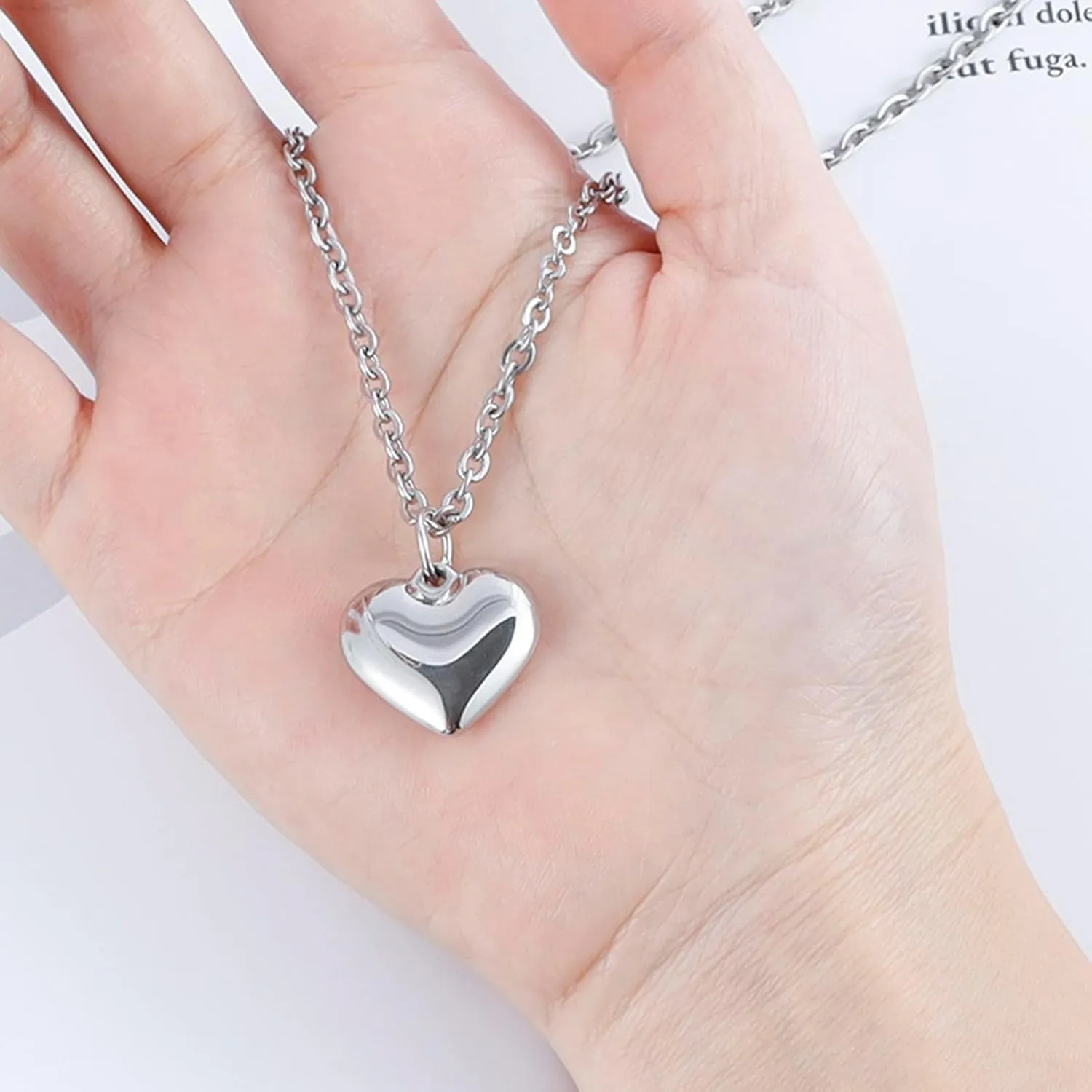 MILAKOO Stainless Steel Pendant Necklace for Women Heart Charms Link Chains 23" Length Lobster Clasp