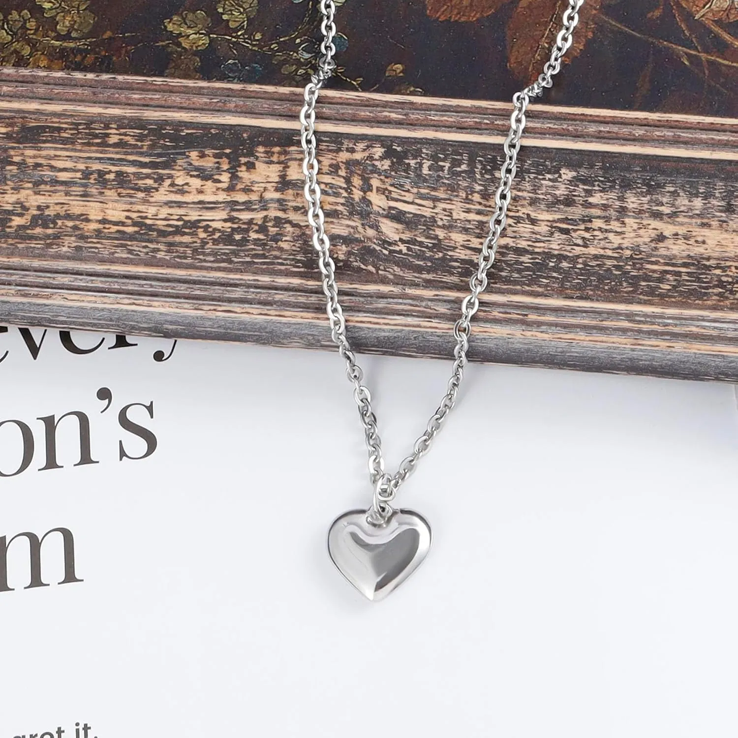 MILAKOO Stainless Steel Pendant Necklace for Women Heart Charms Link Chains 23" Length Lobster Clasp