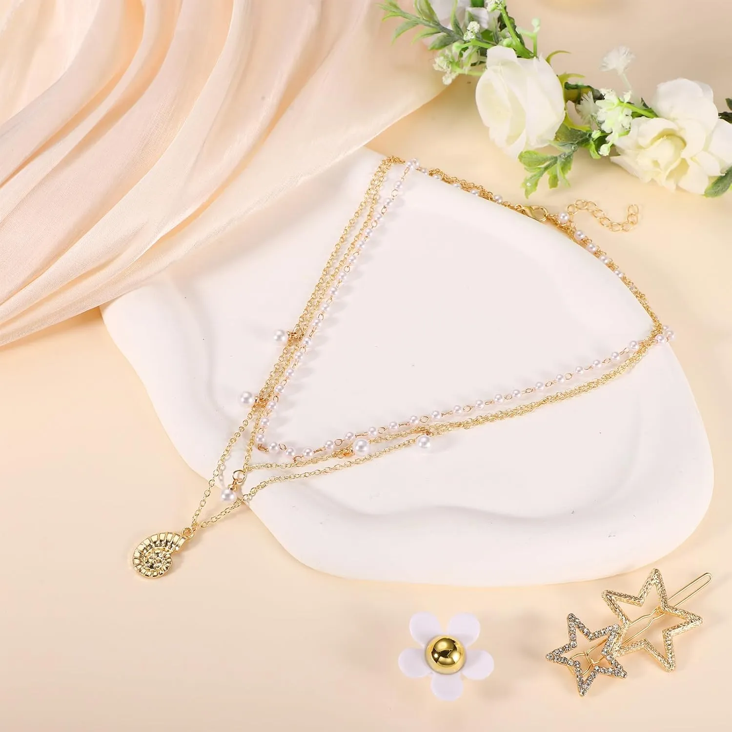 Multi-Layer Pearl Necklace, Pearl Chain Necklace Bohemian Charm Necklace Beach Necklace Shell Necklace Summer Pearl Necklace for Women Beach Jewelry