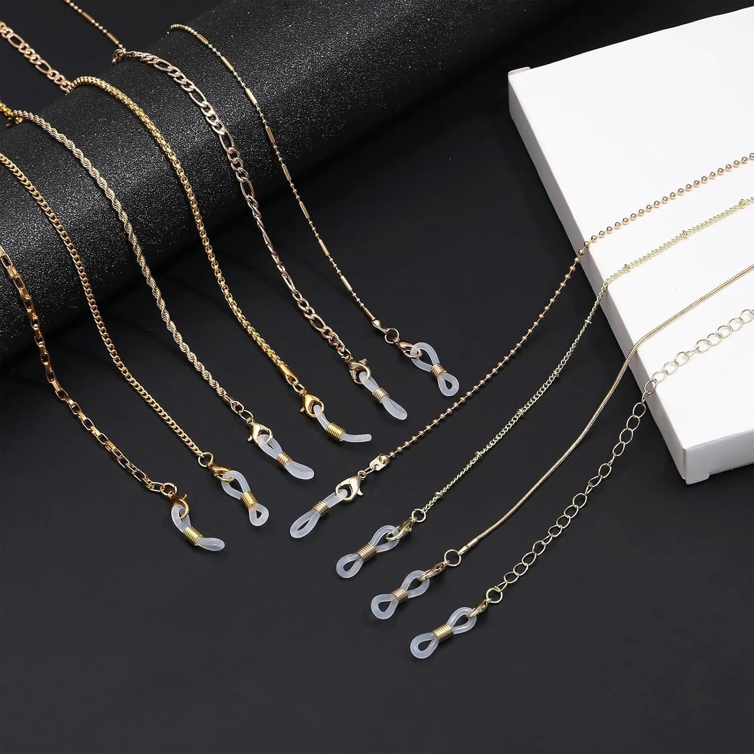 NEWITIN 11 Pieces Eyeglass Chains for Women Sunglasses Strap Holders Sunglasses Mask Necklace Lanyard for Women Men