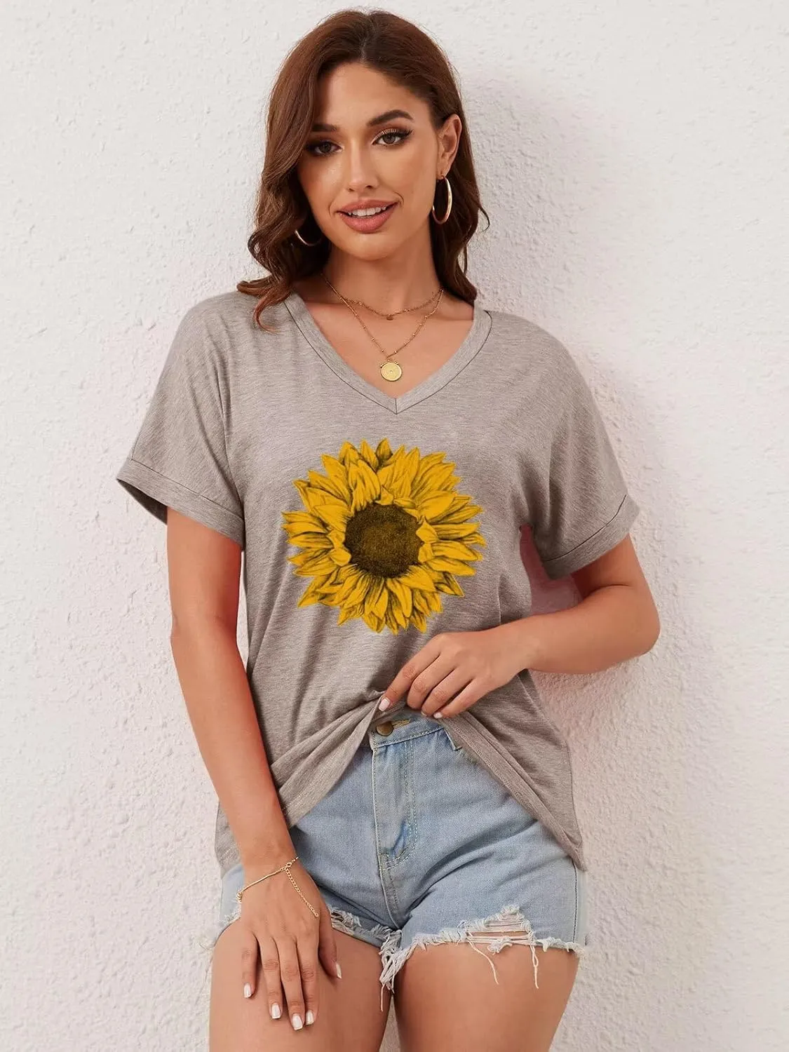 ORANDESIGNE Womens Sunflower Print T Shirts V Neck Graphic Short Sleeve Vintage Tees Summer Casaul Loose Fit Tops