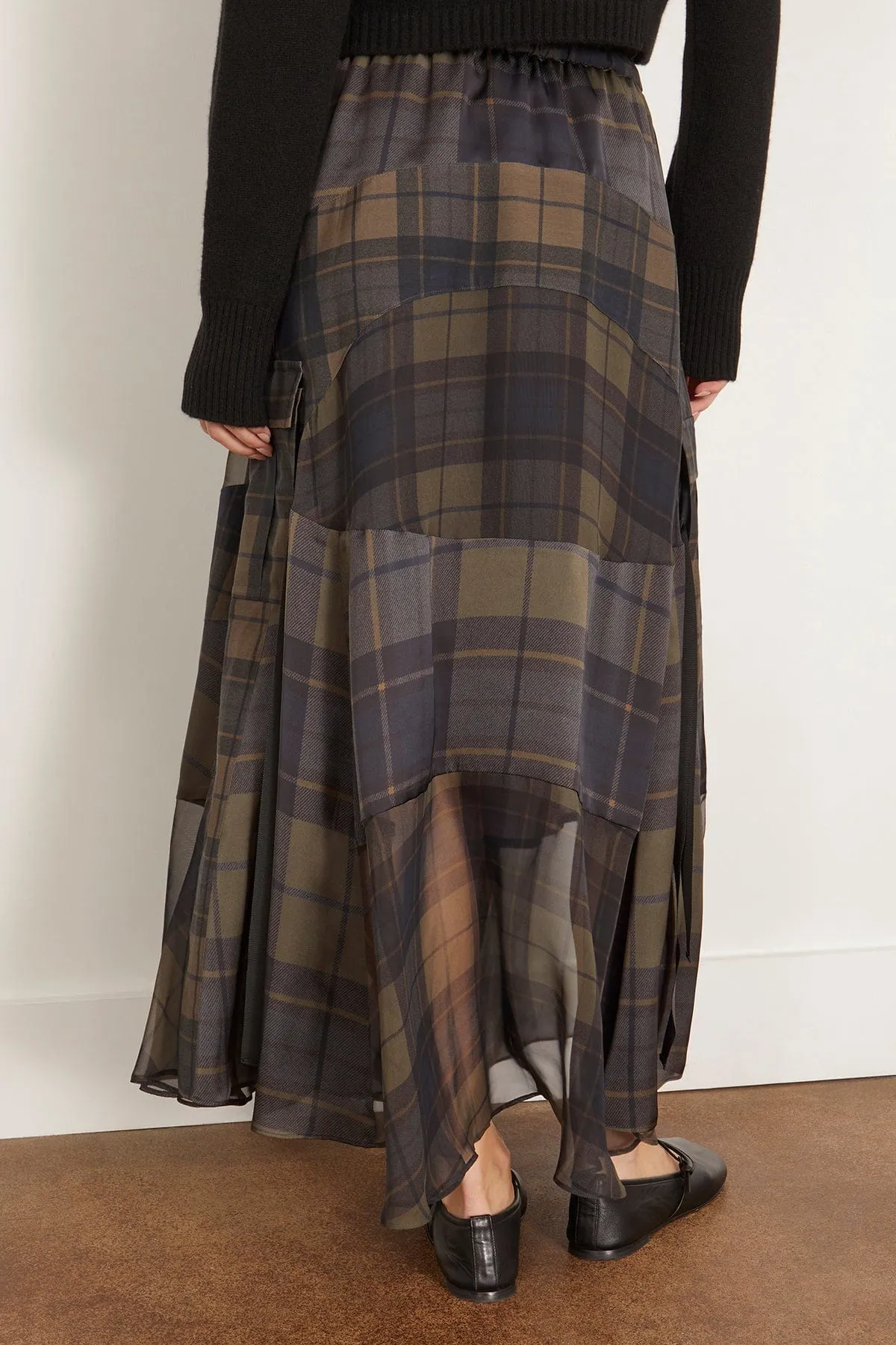 Plaid Print Skirt in Khaki x Navy