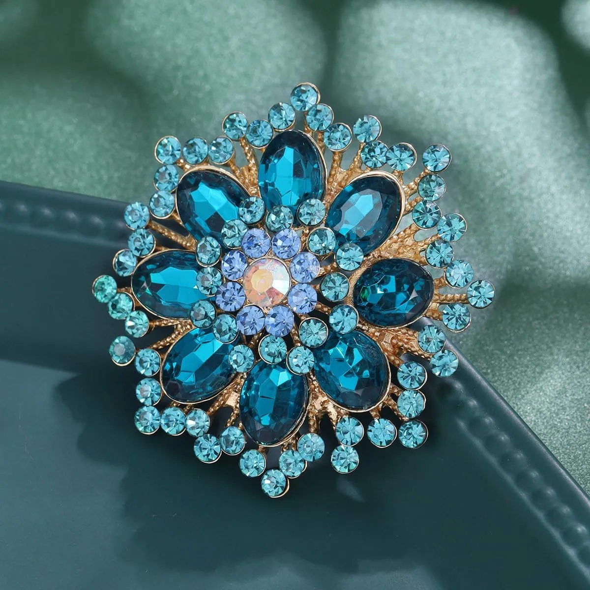 Premium Rhinestone Flower Brooch Pin for Women Sparkling Crystal Flower Corsage Bouquet Brooch Floral Lapel Pins Fashion Snowflake Sunflower Broochs Wedding Bride Dress Jewelry