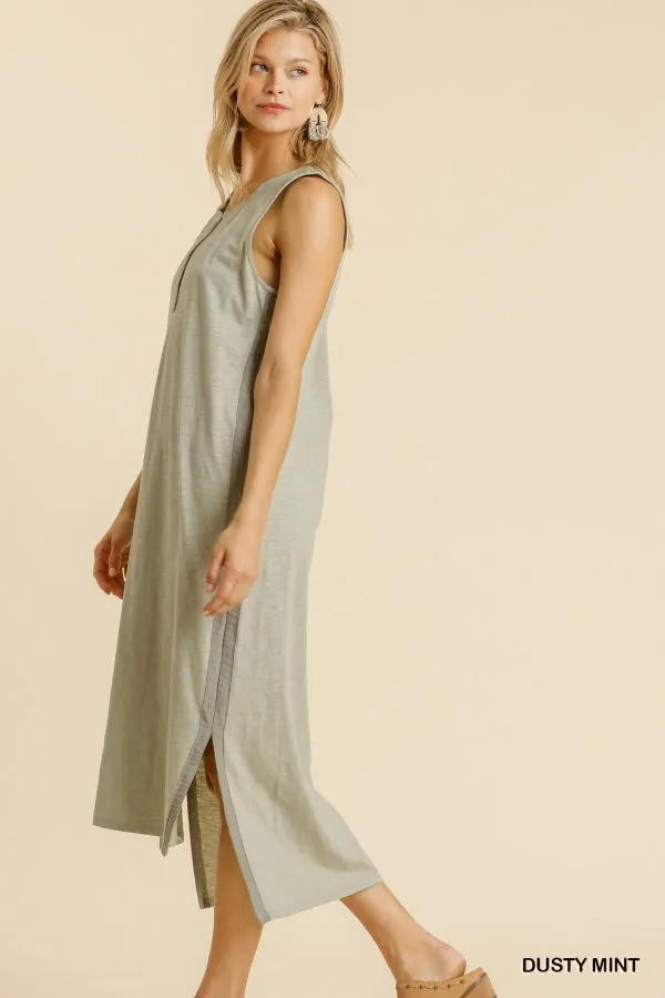 Round Neck Button Front Sleeveless Side Slits Maxi Dress