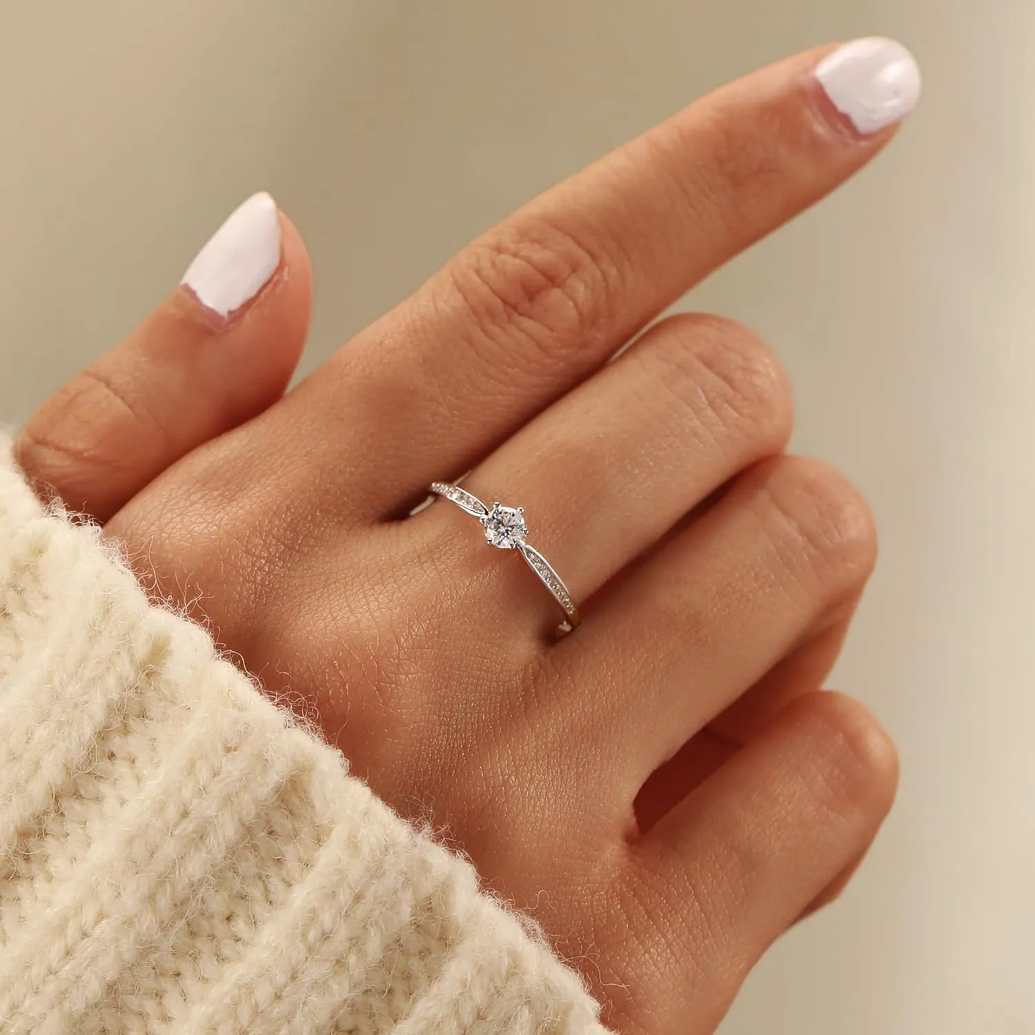 SUYACS 1ct Diamond Cut Cubic Zirconia Engagement Rings for Women 925 Sterling Silver Gold Round Cut Moissanite Promise Ring Classic Eternity Brides Wedding Rings Jewelry Gifts for Her Wife