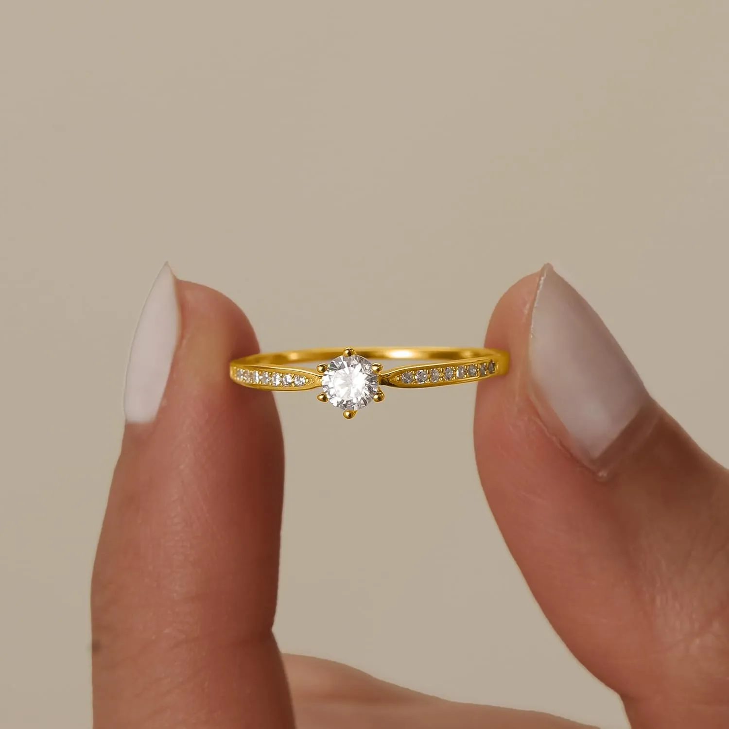 SUYACS 1ct Diamond Cut Cubic Zirconia Engagement Rings for Women 925 Sterling Silver Gold Round Cut Moissanite Promise Ring Classic Eternity Brides Wedding Rings Jewelry Gifts for Her Wife