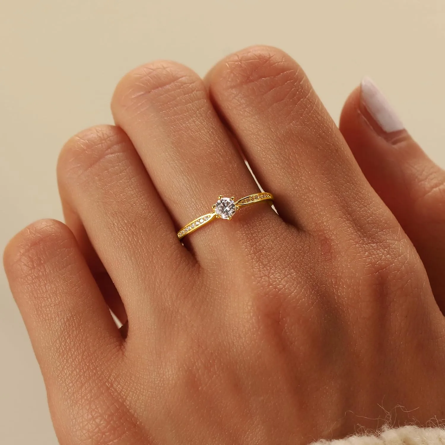 SUYACS 1ct Diamond Cut Cubic Zirconia Engagement Rings for Women 925 Sterling Silver Gold Round Cut Moissanite Promise Ring Classic Eternity Brides Wedding Rings Jewelry Gifts for Her Wife