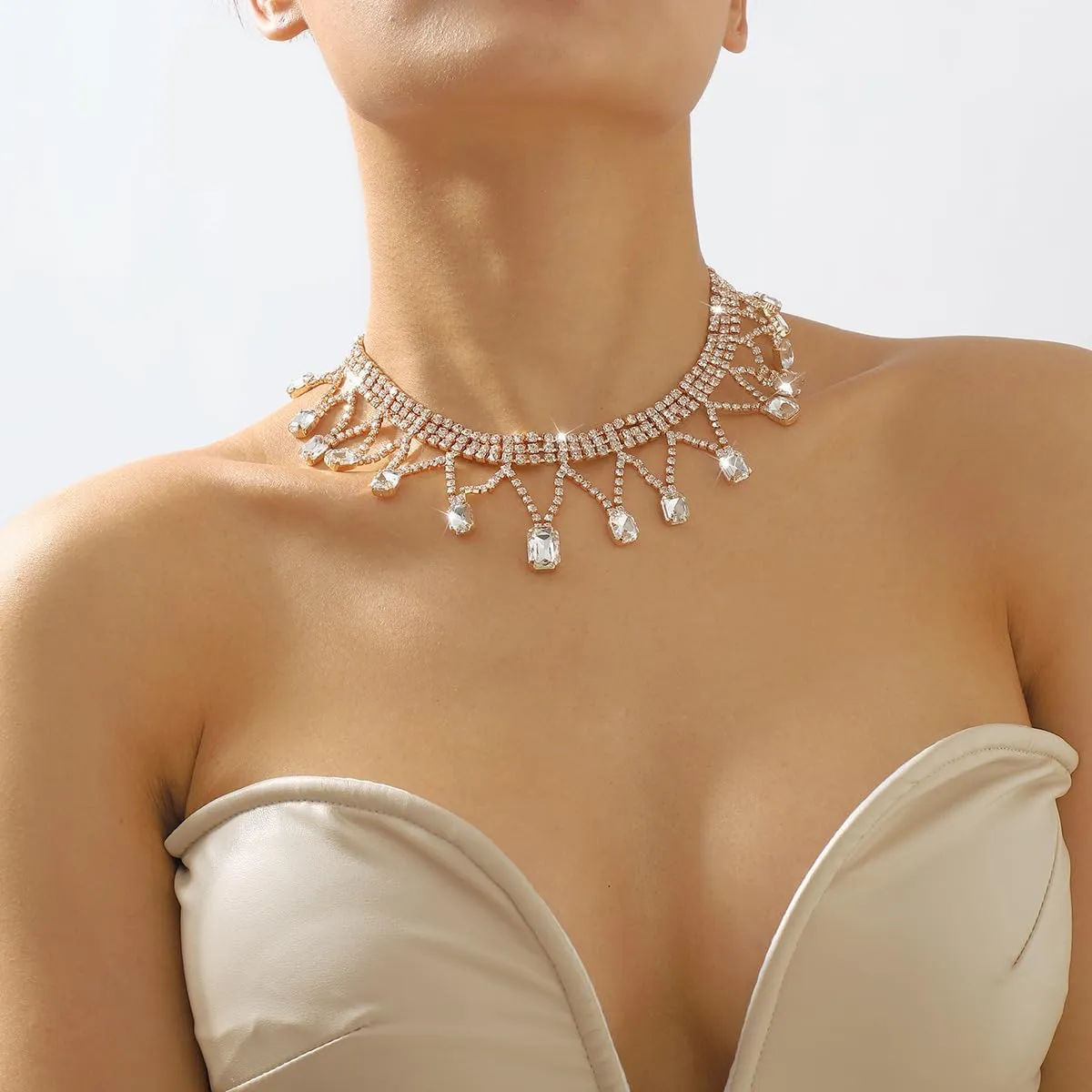 Tassel Crystal Rhinestone Pendant Choker Silver Gold Crystal Choker Rectangle Rhinestone Drop Necklace for Women for Party or Wedding