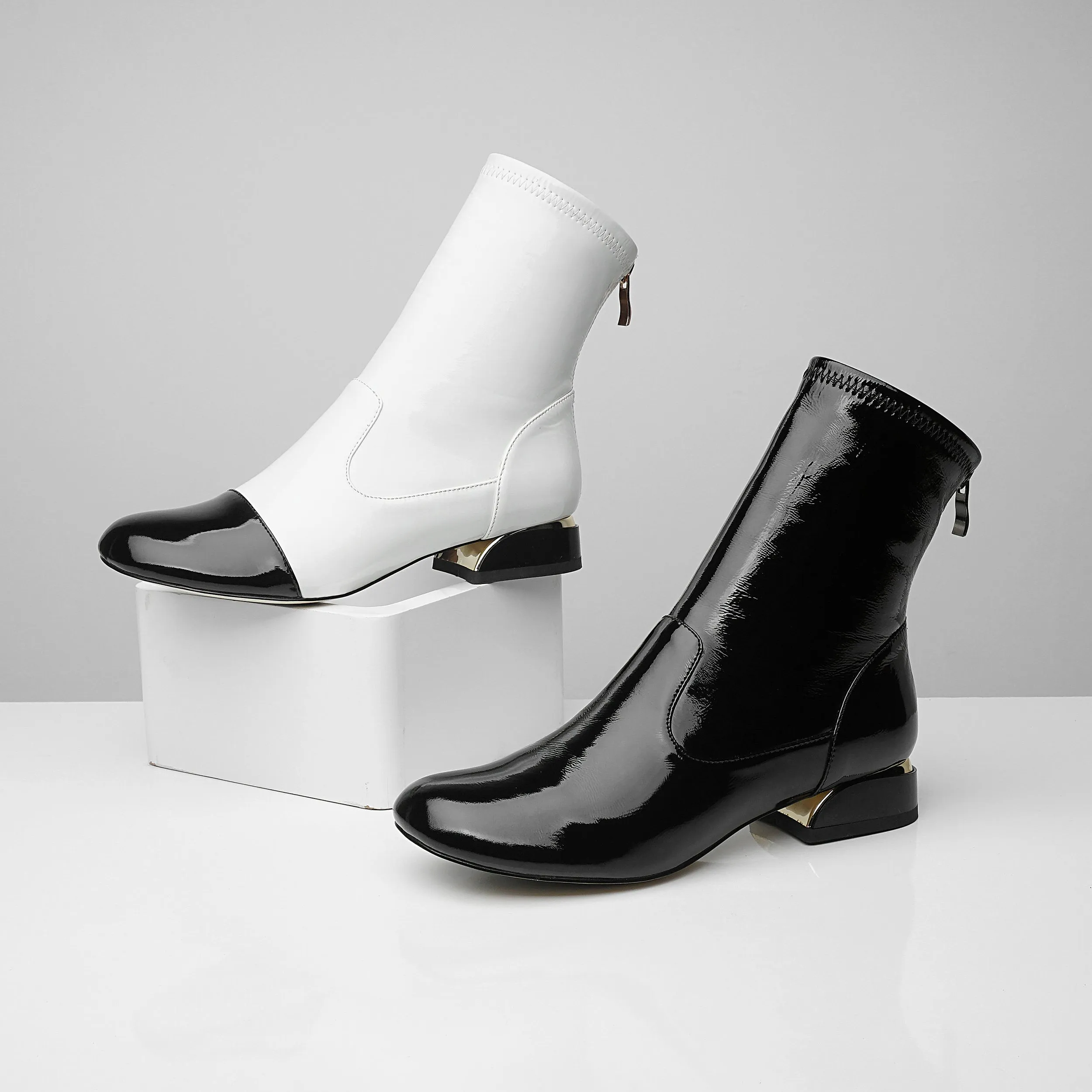 TinaCus Women's Handmade Patent Leather Round Toe Comfort Flat Stylish Back Zipper Ankle Boots