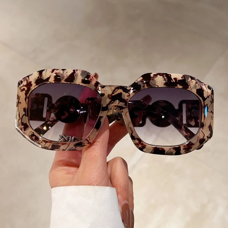 Trendy Vintage Oversize Sunglasses