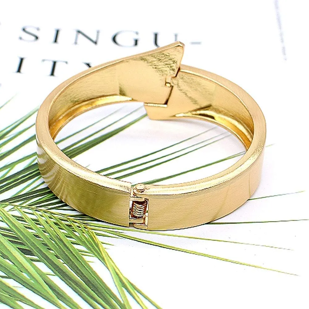 Wide Grooved Crystal Cuff Hinge Bangle Metal Shiny Punk Bracelet Great Polished Fashion Statement Bangles Gold Smooth Bangle Bracelet for Women Fashion Jewelry