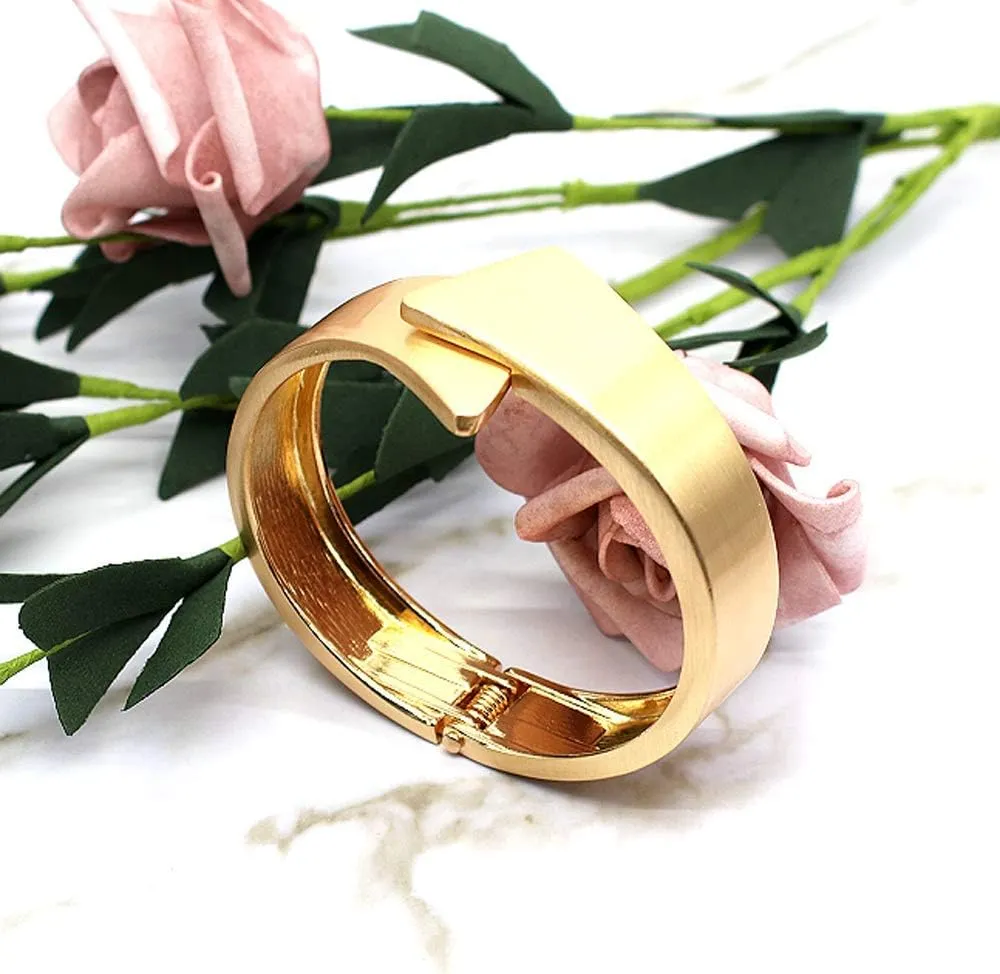 Wide Grooved Crystal Cuff Hinge Bangle Metal Shiny Punk Bracelet Great Polished Fashion Statement Bangles Gold Smooth Bangle Bracelet for Women Fashion Jewelry