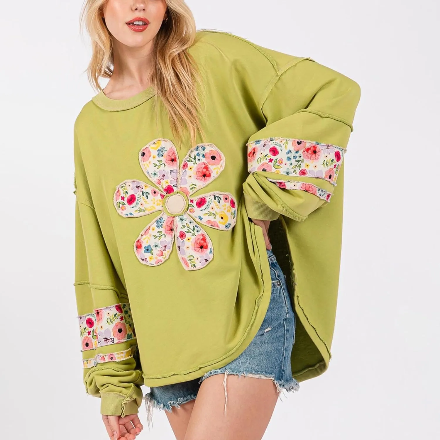 Women Floral Oversized Sweatshirts Long Sleeve Crewneck Graphic Print Hoodies Pullover Tops Y2k Fall Fashion