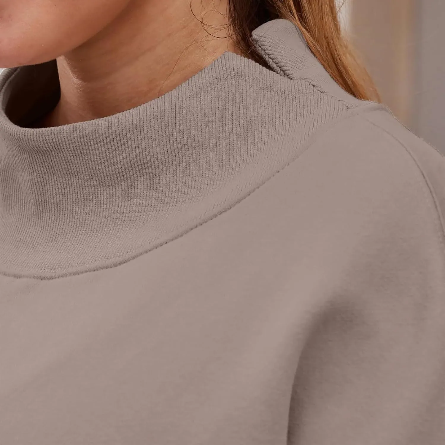 Womens Oversized Sweatshirts Turtleneck Pullover Long Sleeve Hoodies Tops Fall Outfits Cute Sweater Tops
