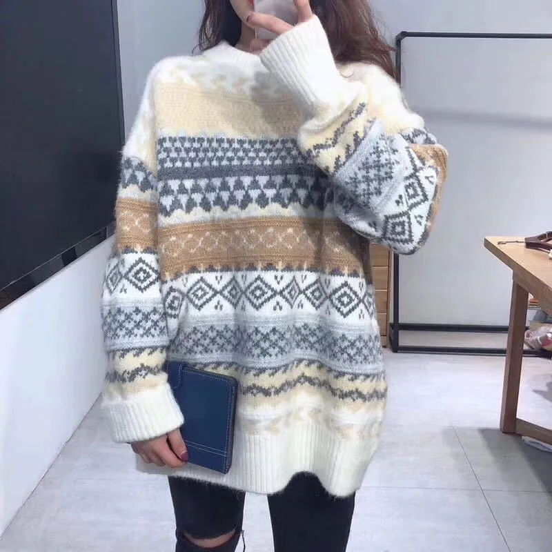 Women's Round Neck Pullover Sweater