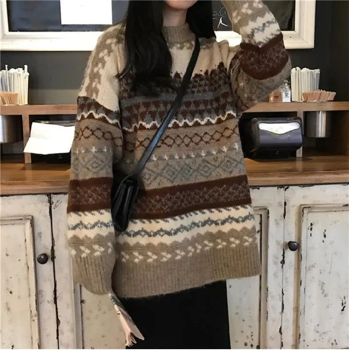 Women's Round Neck Pullover Sweater