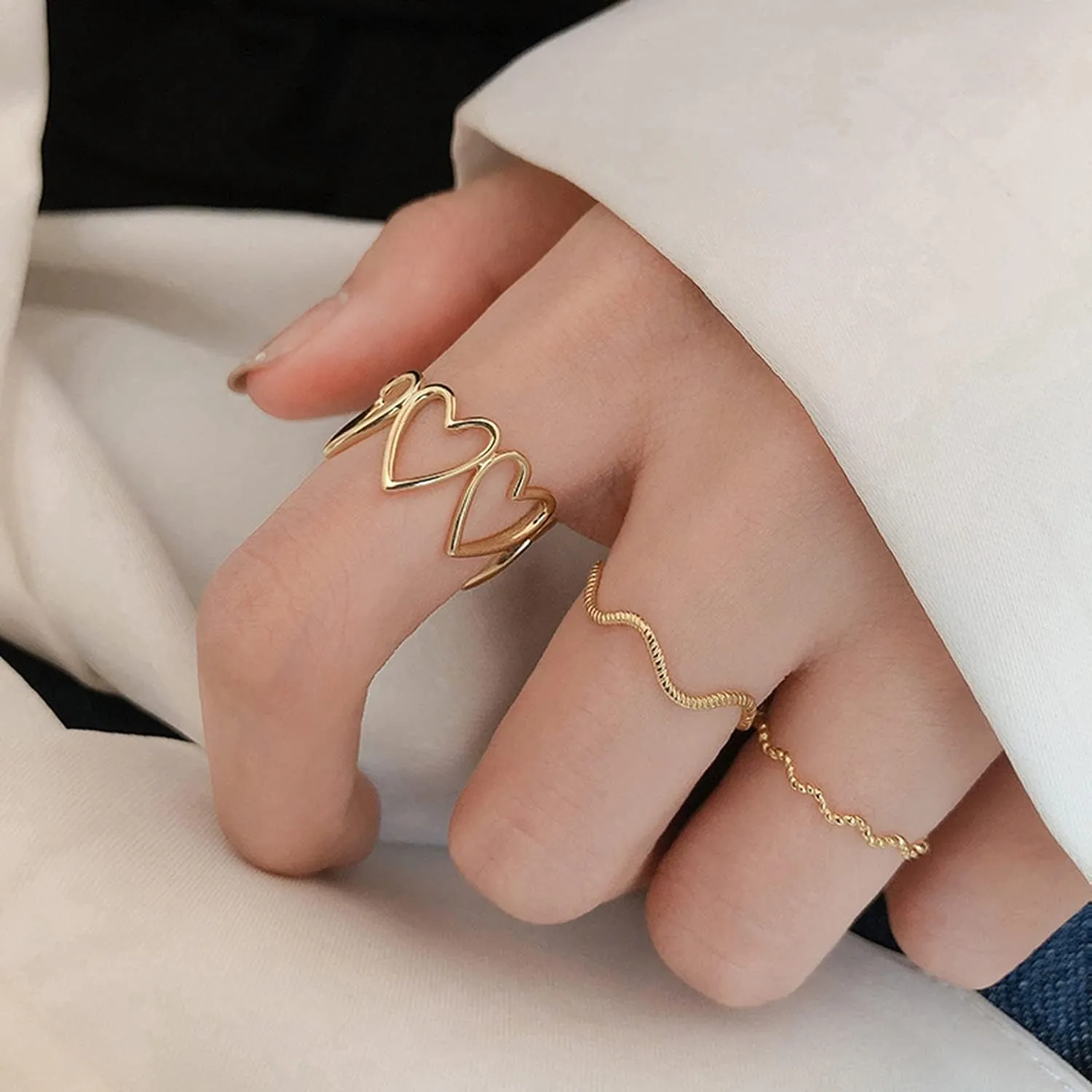 YUNXI Gold Simple Love Bands Ring Hollow Heart Index Finger Ring for Women's Opening Adjustable Heart String Statement Ring
